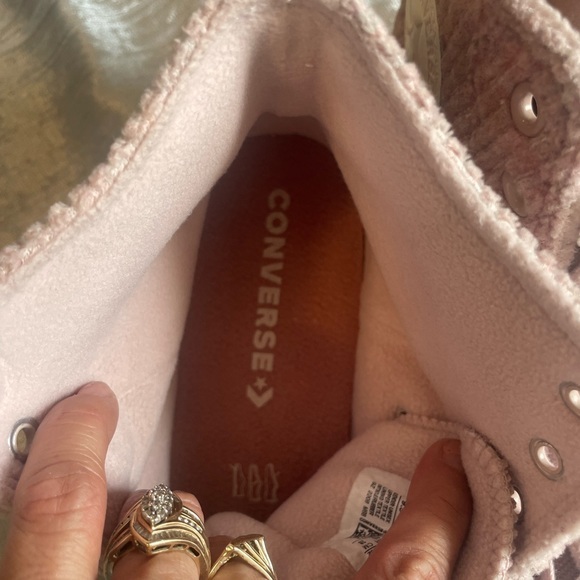 NEW Converse CTAS
Lugged 2.0 Hi Corduroy
Platform, MENS
Sneaker Size 9.5‎ - Picture 12 of 14